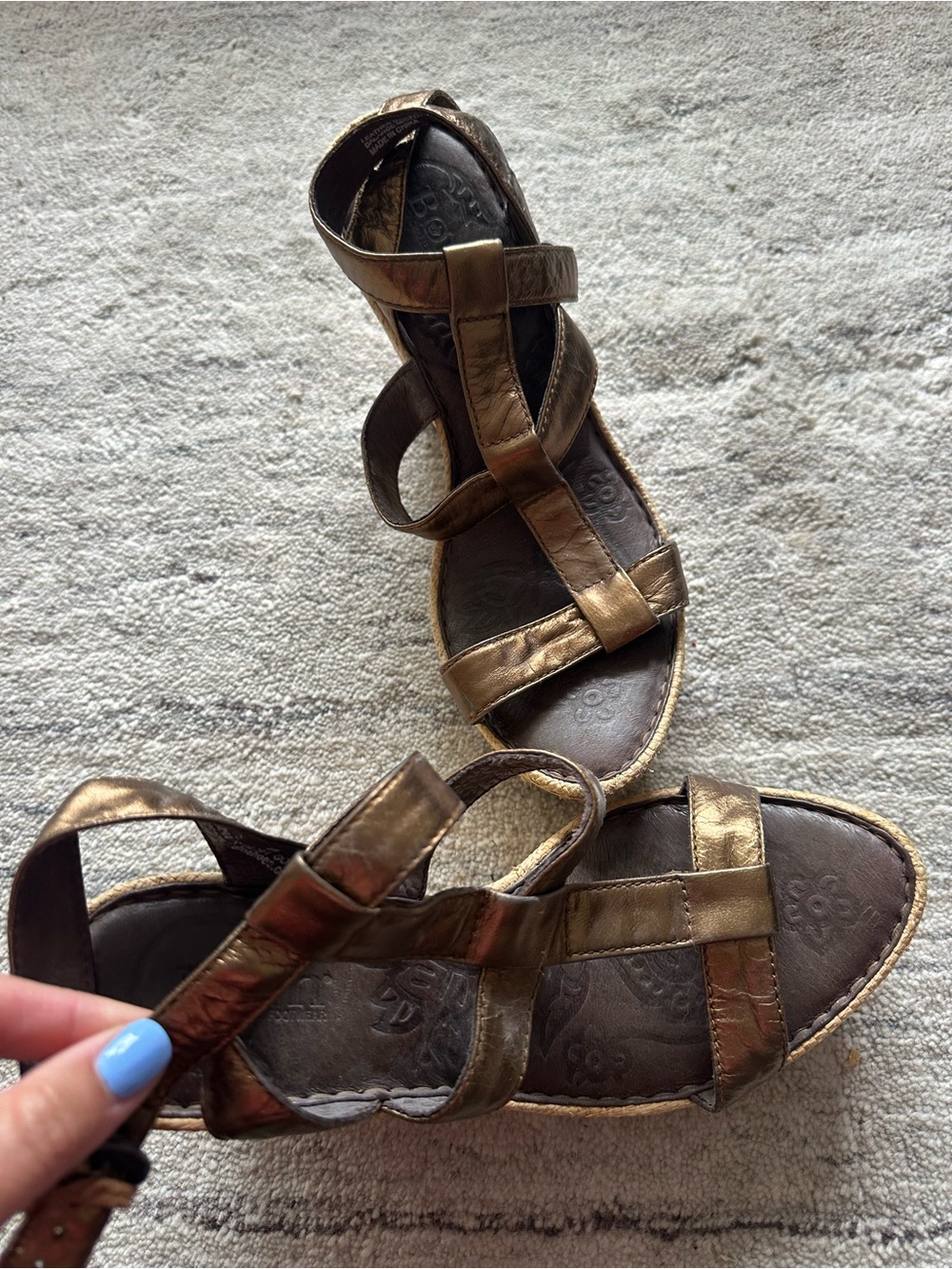 Born Women’s Bronze Strappy Espadrille Wedge Sandals size 8 - Picture 2 of 7